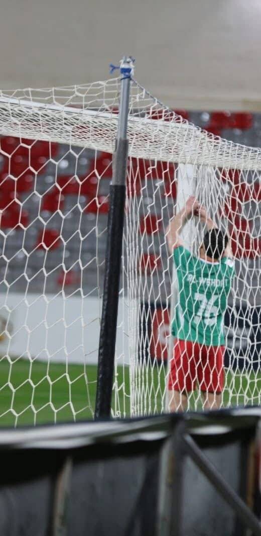 阿尔瓦赫达对阿尔侯赛因伊尔比德比赛中的争议进球