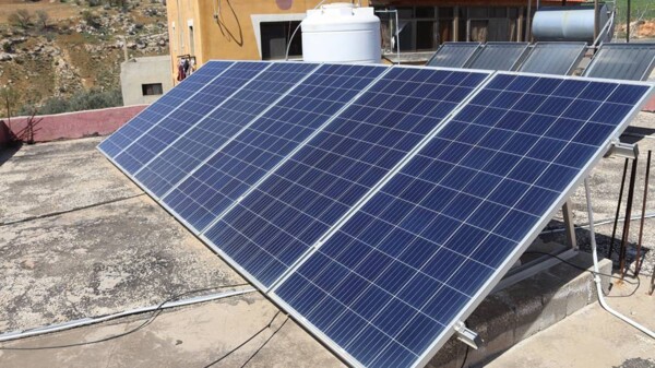 Jordanian Minister Confirms Electricity Provision for Underprivileged Families